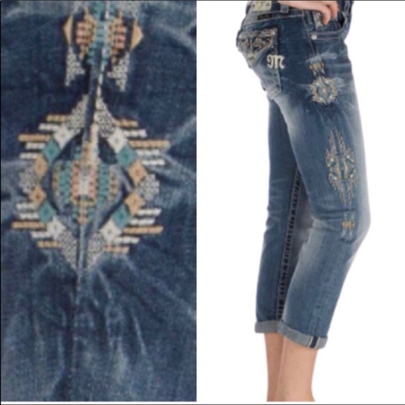 Miss Me Denim - Miss Me Buckle Cropped Aztec Embroidered Jeans 29